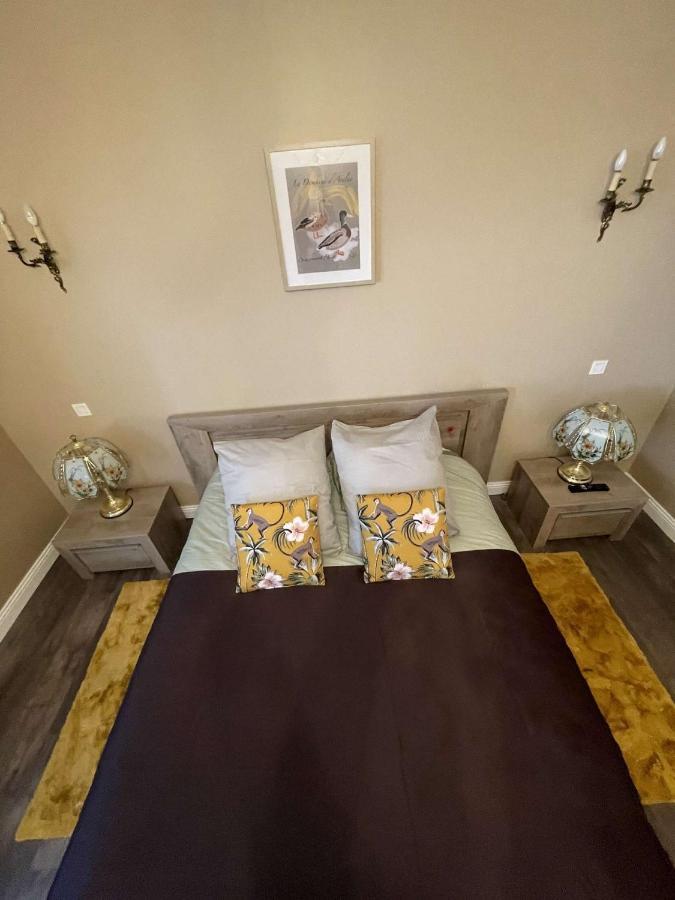 Domaine D'Aveluy Bed and Breakfast Buitenkant foto